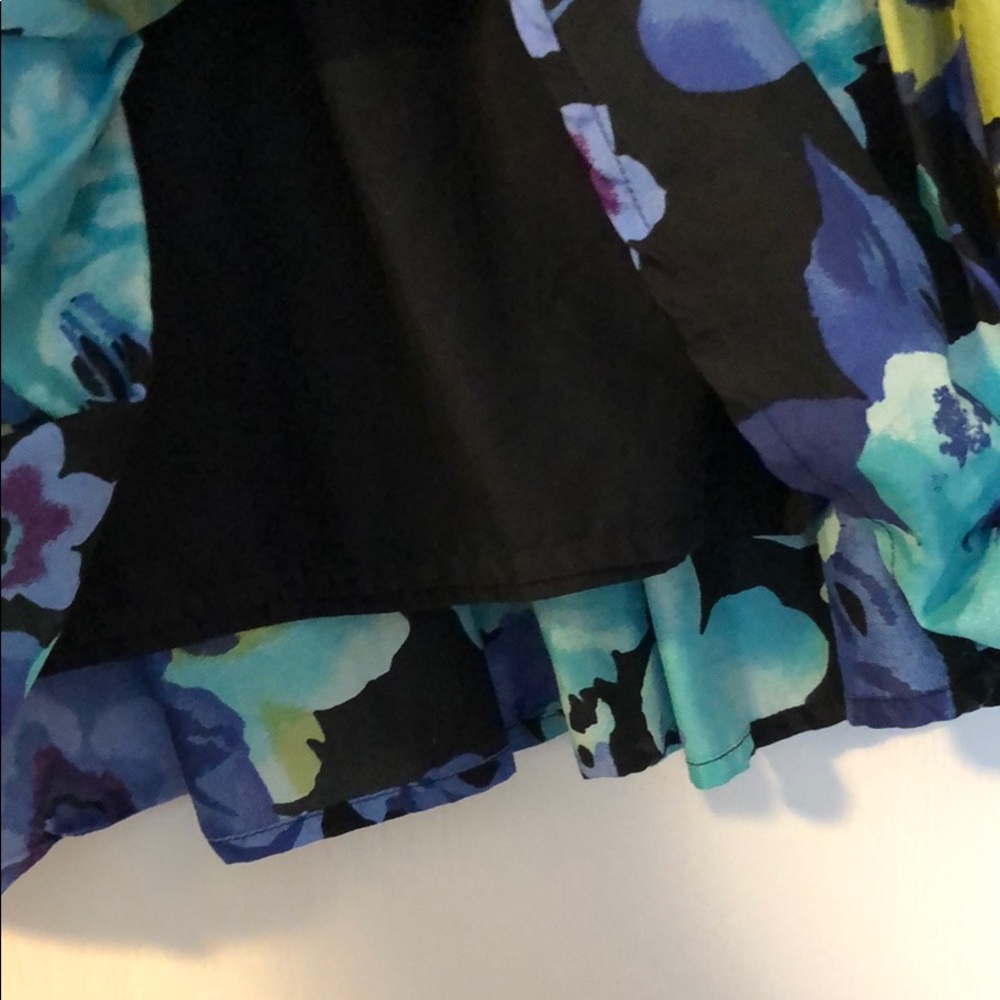 Floral skirt - Picture 5 of 7